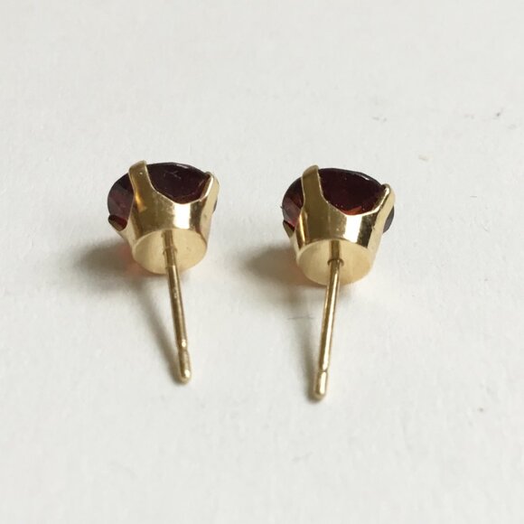 14K Gold Prong Set Red Stone Stud Pierced Earrings - Picture 5 of 12